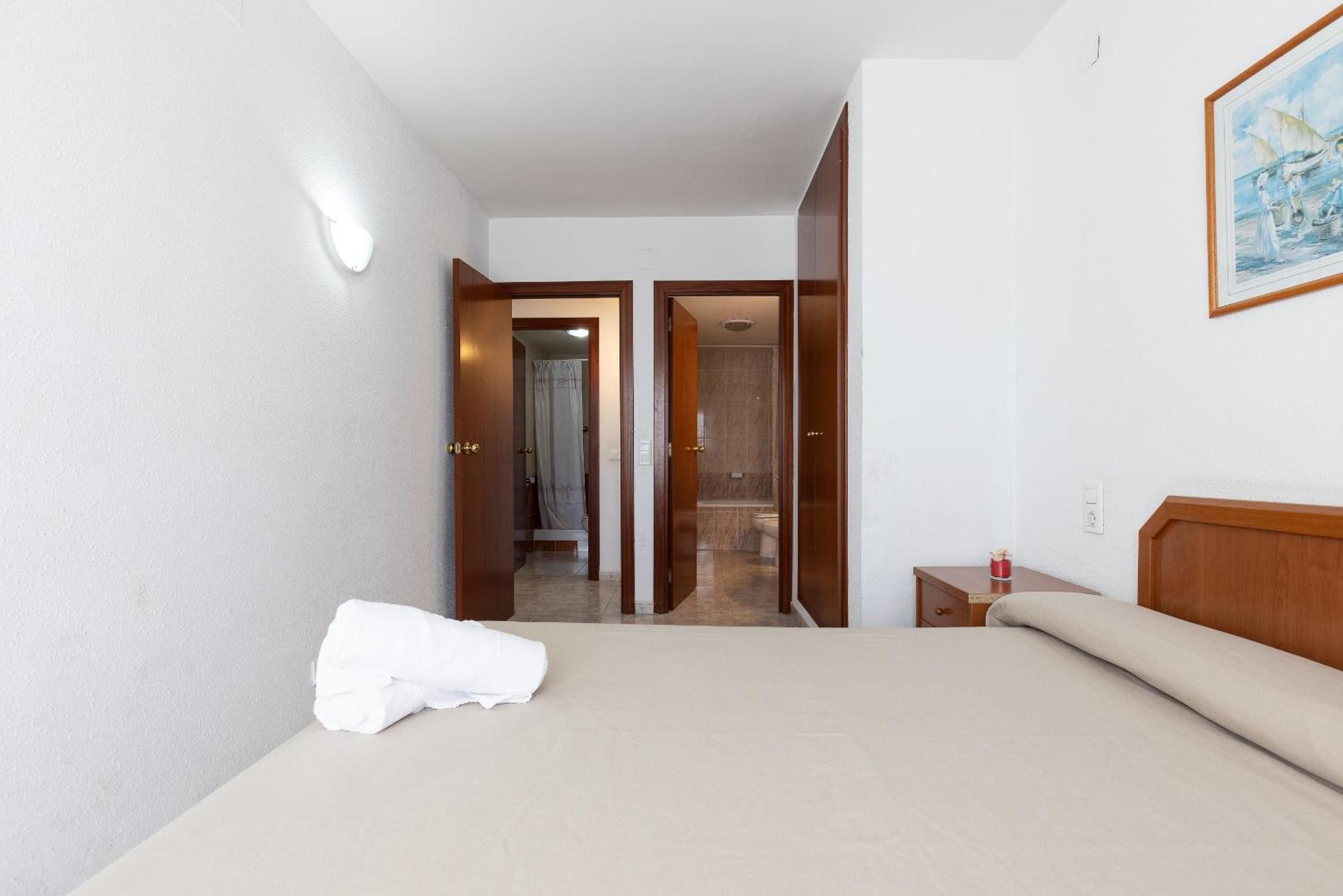 Rentalmar Ventura Village Салоу Екстериор снимка