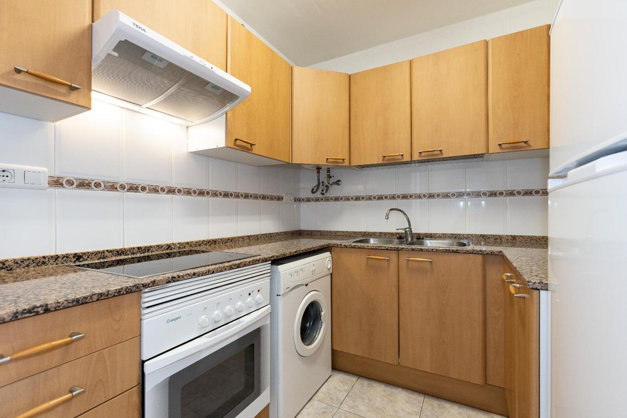 Rentalmar Ventura Village Салоу Екстериор снимка