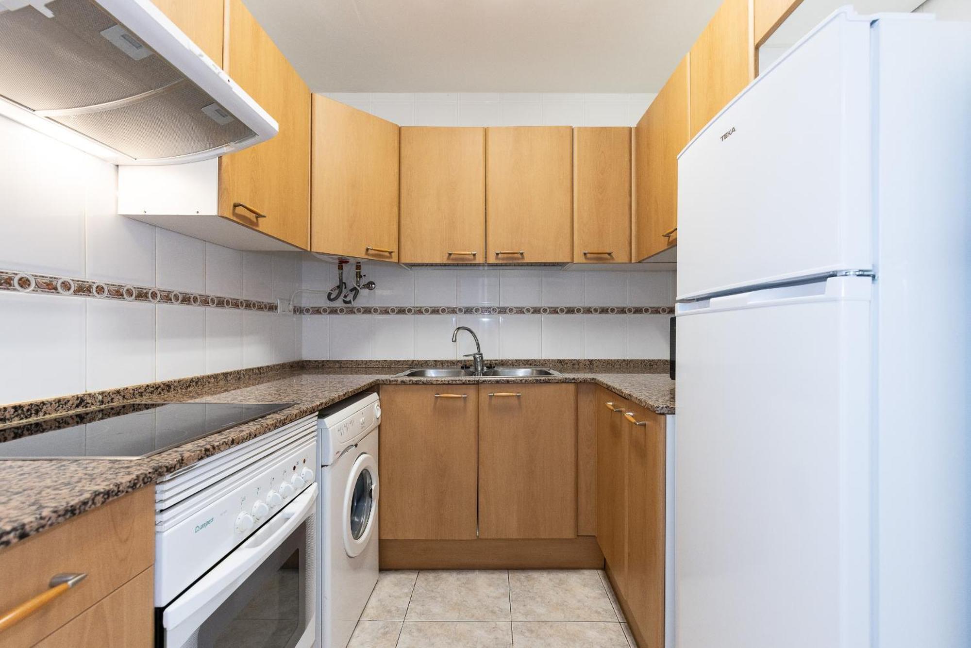 Rentalmar Ventura Village Салоу Екстериор снимка