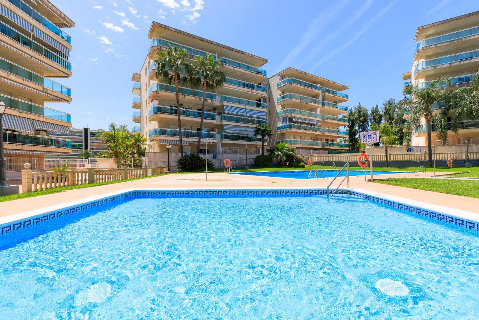 Rentalmar Ventura Village Салоу Екстериор снимка