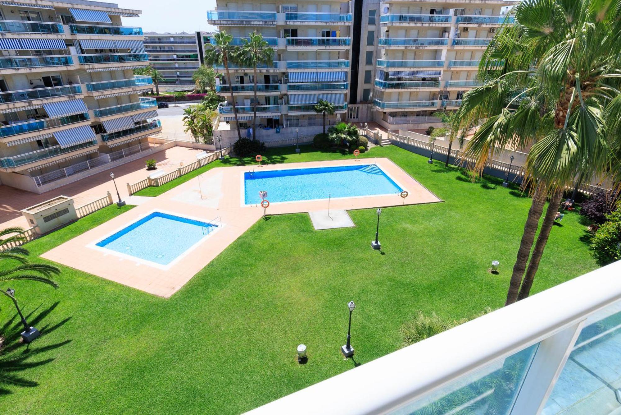 Rentalmar Ventura Village Салоу Екстериор снимка
