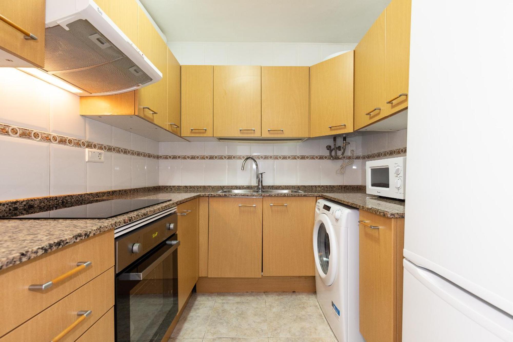 Rentalmar Ventura Village Салоу Екстериор снимка