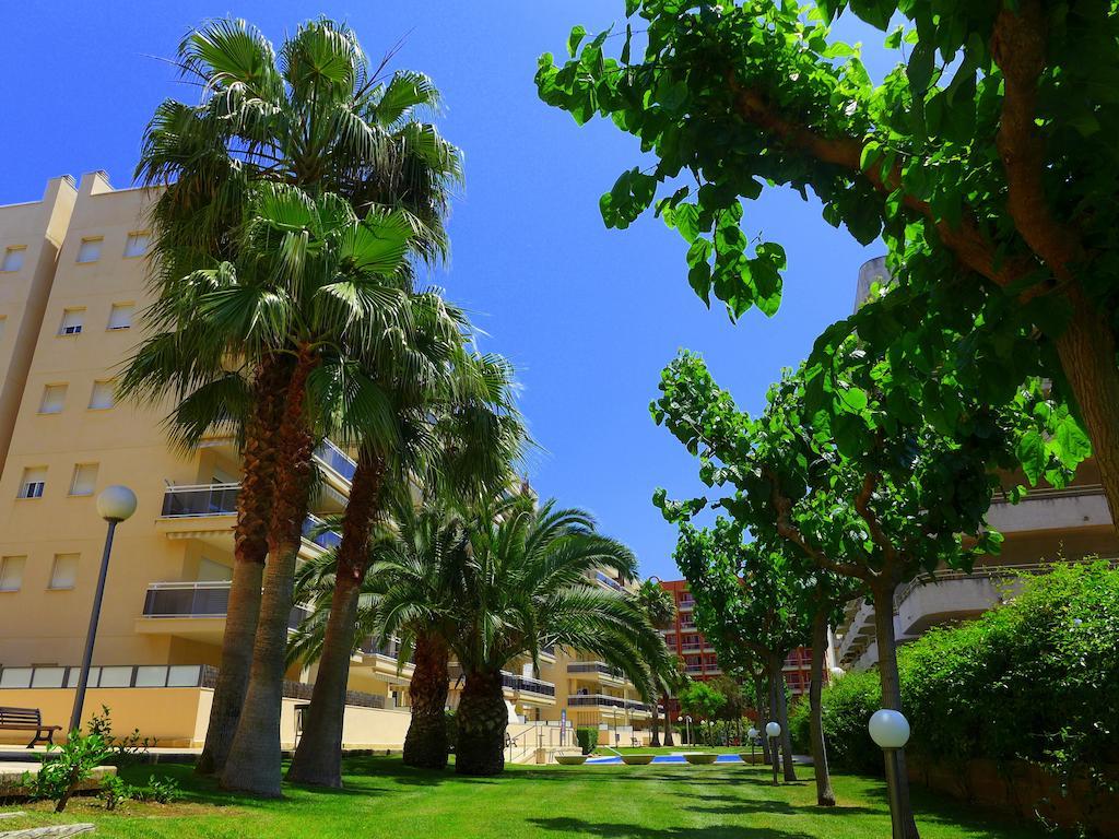 Rentalmar Ventura Village Салоу Екстериор снимка